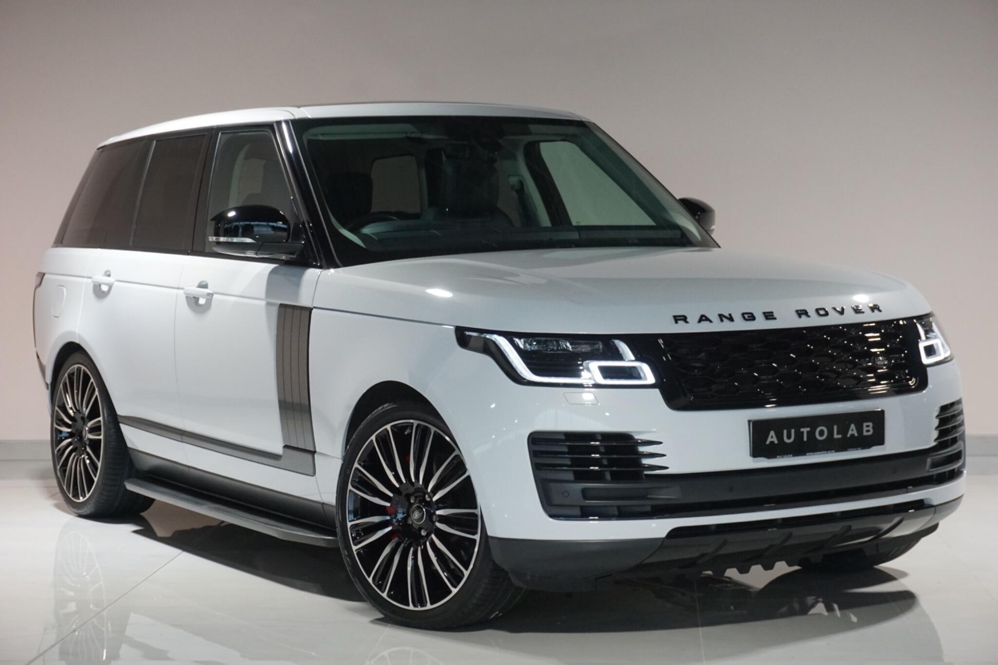 Land Rover Range Rover 2.0 P400e 13.1kWh Vogue SUV 5dr Petrol Plug-in Hybrid Auto 4WD Euro 6 (s/s) (404 ps)